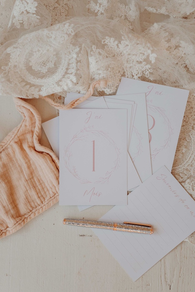 Carte étapes bébé - Couronne rose